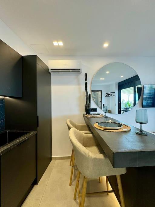 Bluemotion - Cityview Pireu Exterior foto