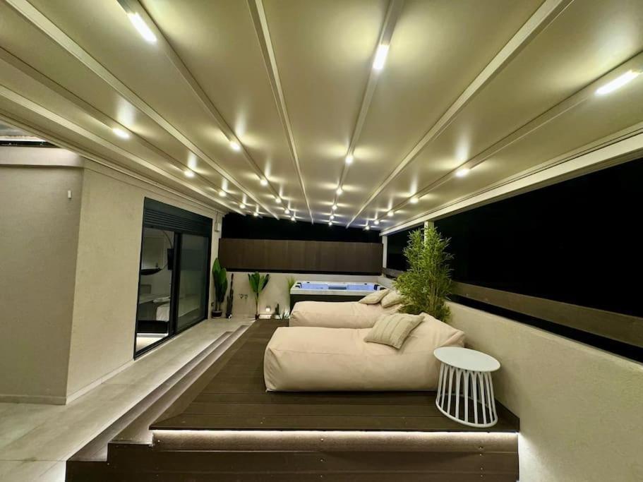 Bluemotion - Cityview Pireu Exterior foto